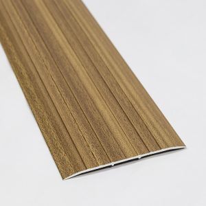 träimiterad tröskelplåt i aluminium